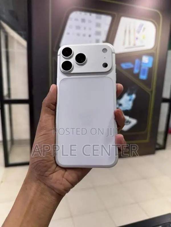 Apple iPhone 17 Pro Max (Used)