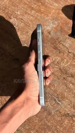 Apple iPhone 15 (Used)