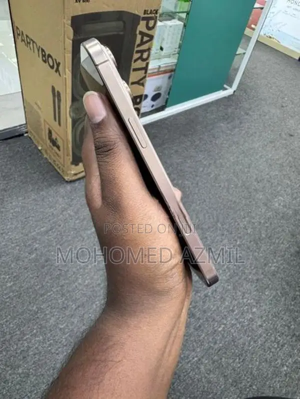 Apple iPhone 16 Pro Max (Used)
