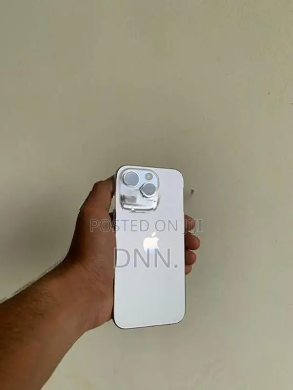 Apple iPhone 15 Pro 128GB (Used)