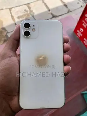 Apple iPhone 11 (Used)