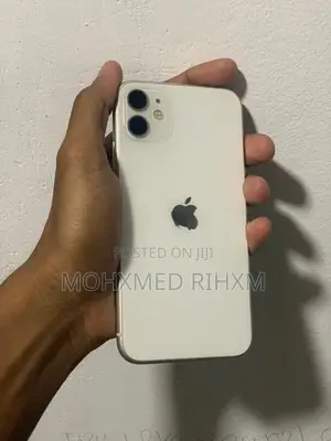 Apple iPhone 11 128GB (Used)