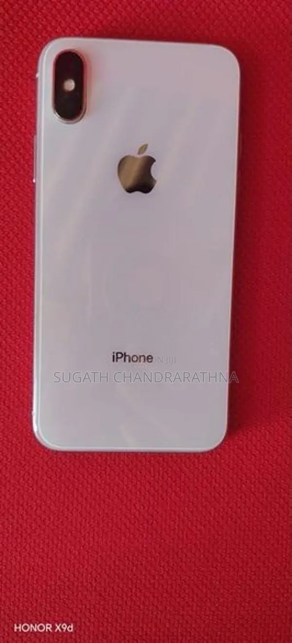 Apple iPhone X (Used)