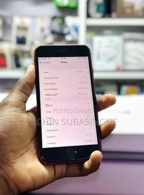 Apple iPhone 8 (Used)
