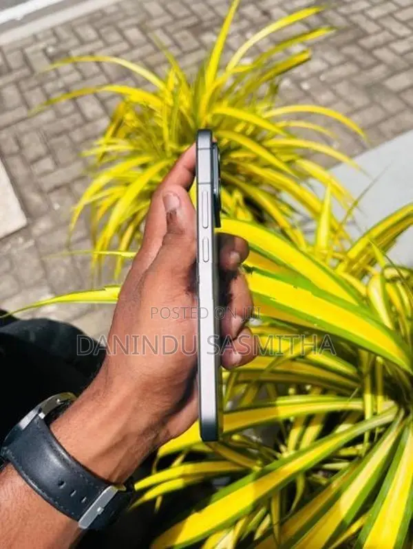 Vivo V70 FE S50 (Used)