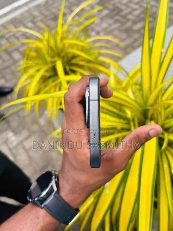 Vivo V70 FE S50 (Used)