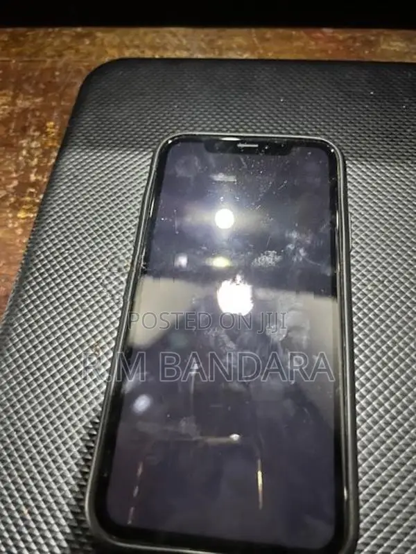 Apple iPhone XR 128GB (Used)
