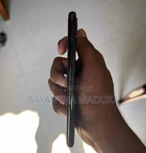 Apple iPhone X (Used)