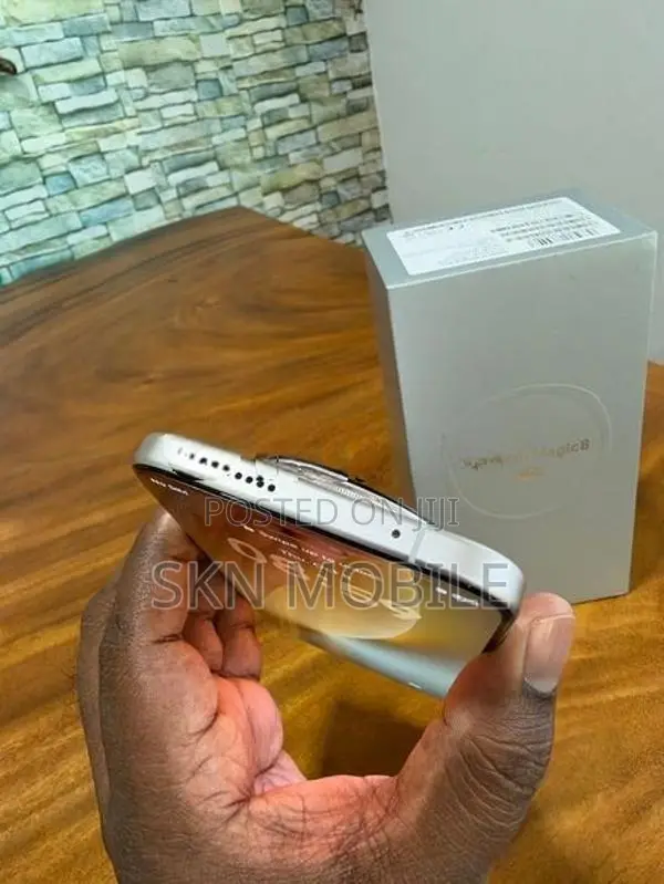 Honor magic 8pro 12GB512GB (Used)