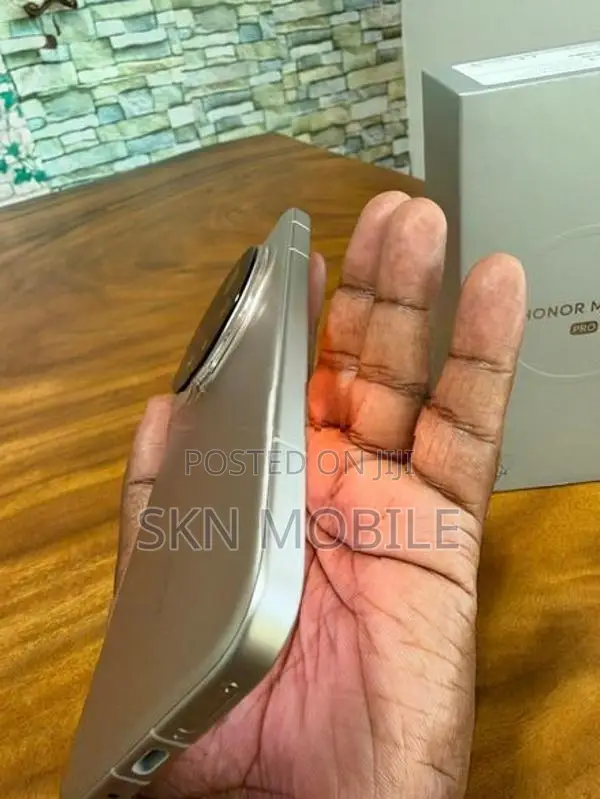 Honor magic 8pro 12GB512GB (Used)