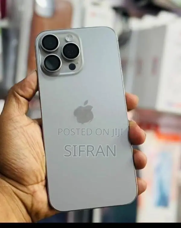 Apple iPhone 16 Pro Max (Used)