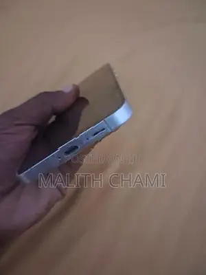 Samsung Galaxy S24 FE (Used)