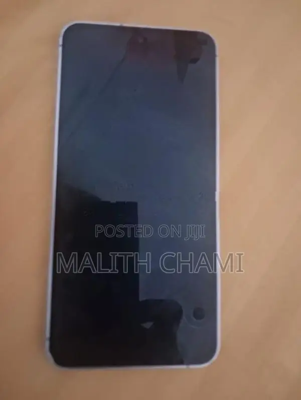 Samsung Galaxy S24 FE (Used)