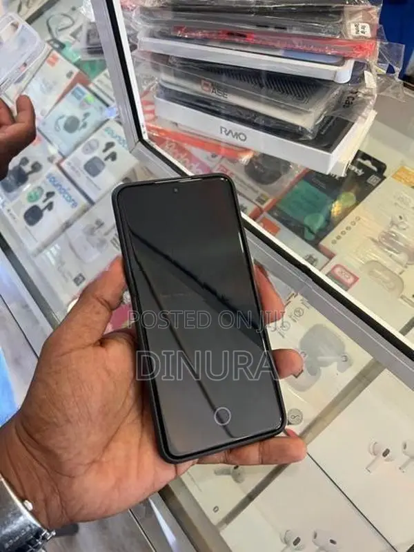 Xiaomi Redmi Note 15 Pro 8GB 256GB (Used)