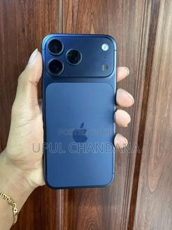 Apple iPhone 17 Pro Max (Used)