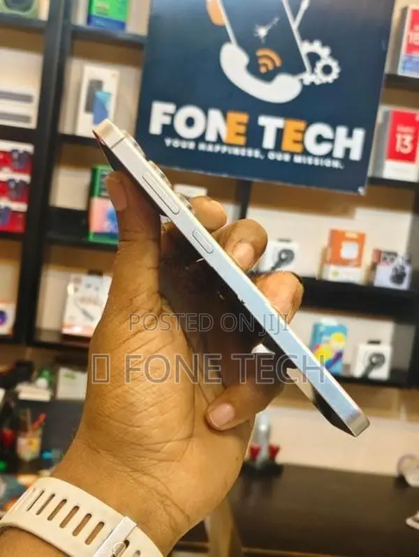 Samsung Galaxy S24 FE (Used)