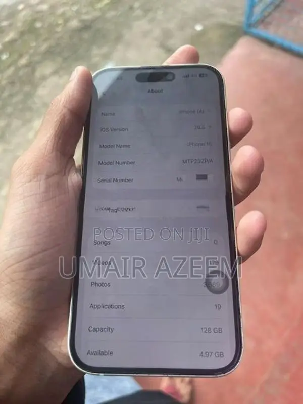 Apple iPhone 15 (Used)