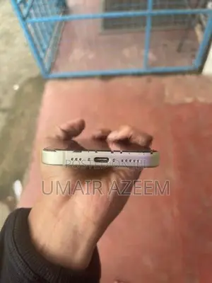 Apple iPhone 15 (Used)