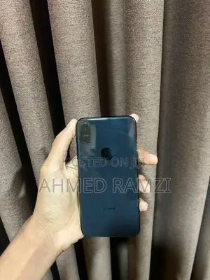 Apple iPhone XS (Used)