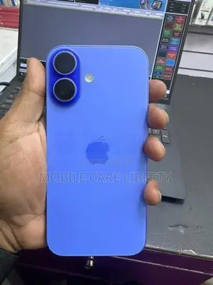 Apple iPhone 16 (Used)
