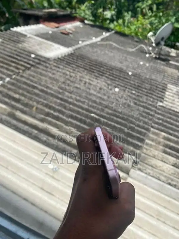 Apple iPhone 15 (Used)