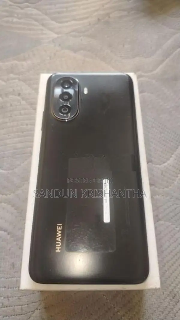 Huawei Nova Y70 (Used)