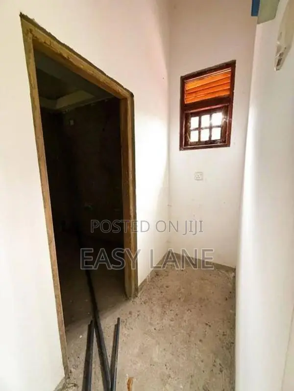 House for Sale in Nittambuwa