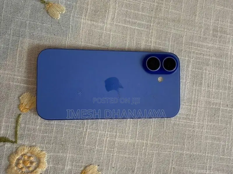 Apple iPhone 16 (Used)