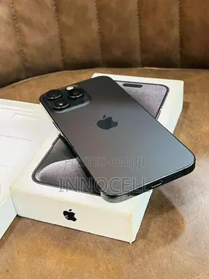 Apple iPhone 15 Pro Max 256GB (Used)