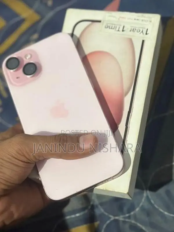 Apple iPhone 15 (Used)
