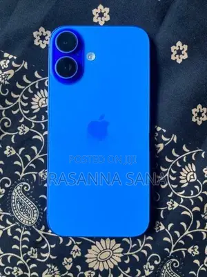 Apple iPhone 16 (Used)