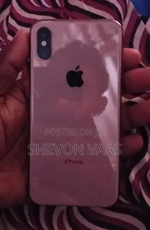 Apple iPhone XS (Used)