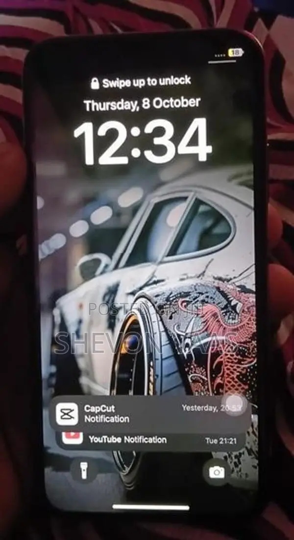 Apple iPhone XS (Used)