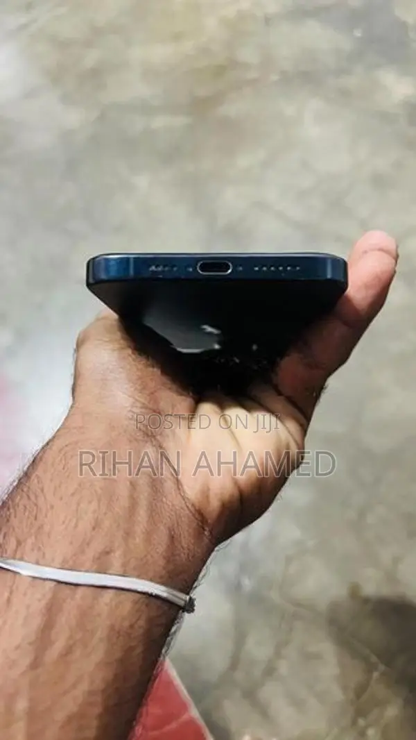 Apple iPhone 15 Pro Max Titanium (Used)