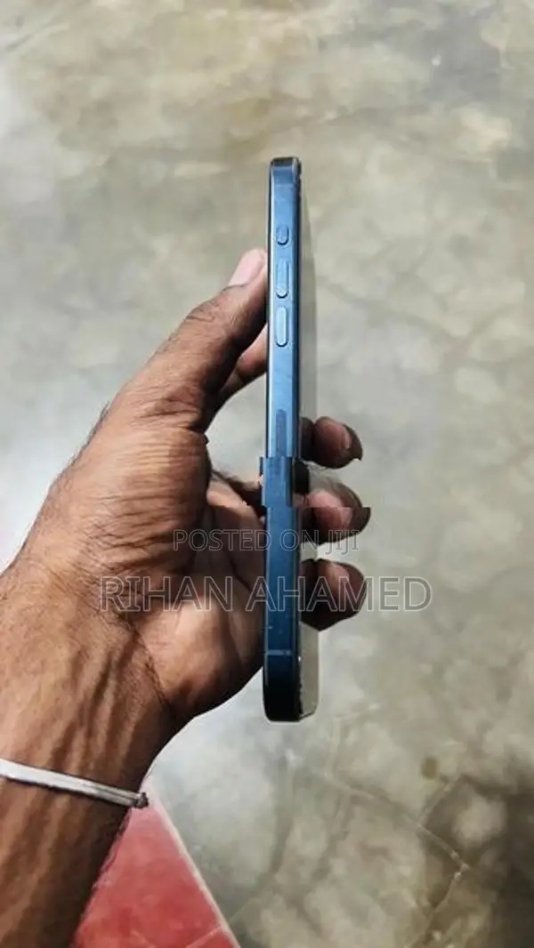 Apple iPhone 15 Pro Max Titanium (Used)
