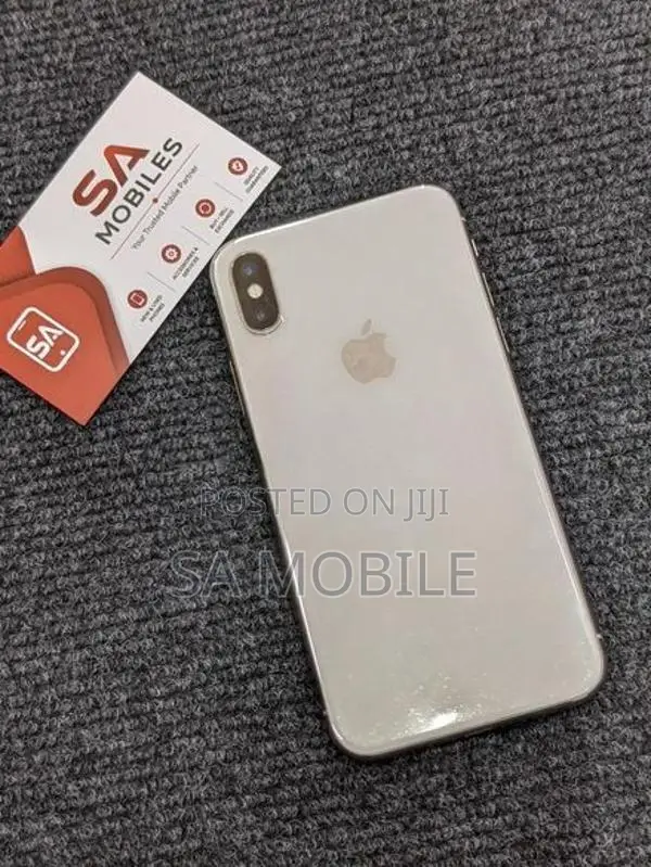 Apple iPhone X (Used)