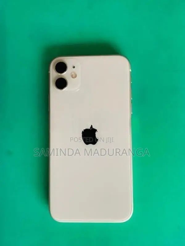 Apple iPhone 11 (Used)
