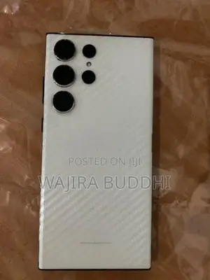 Samsung Galaxy S23 (Used)