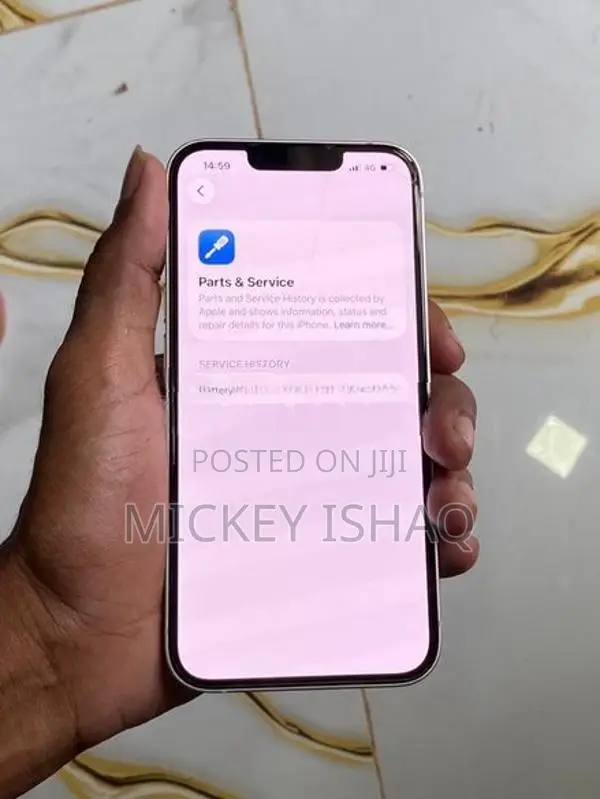 Apple iPhone 13 (Used)