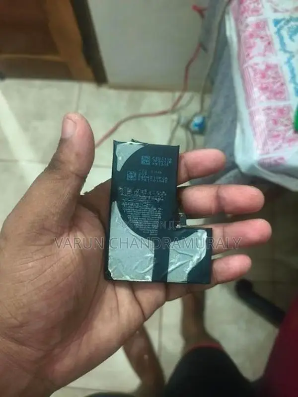 Apple iPhone 13 Pro Battery