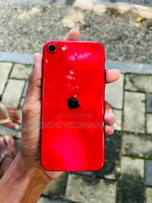 Apple iPhone SE 2 (Used)