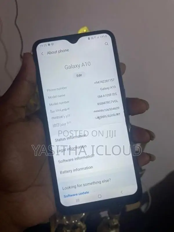 Samsung Galaxy A10 32GB (Used)