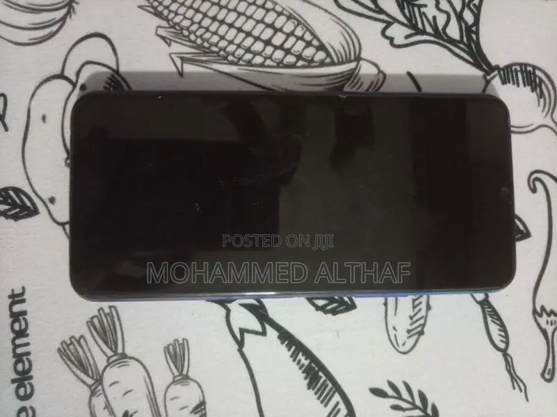 Vivo V20 (Used)