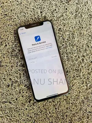 Apple iPhone XS (Used)