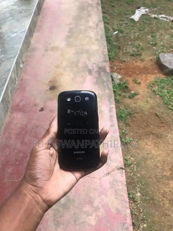 Samsung Galaxy S3 (Used)