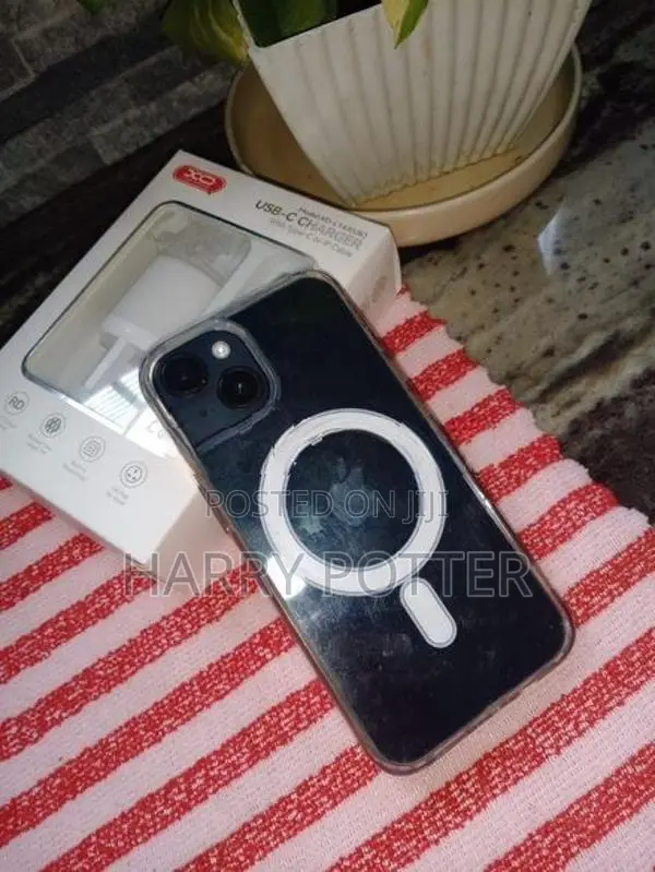 Apple iPhone 14 (Used)