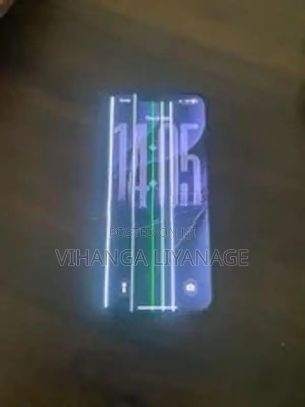 Apple iPhone 13 (Used)