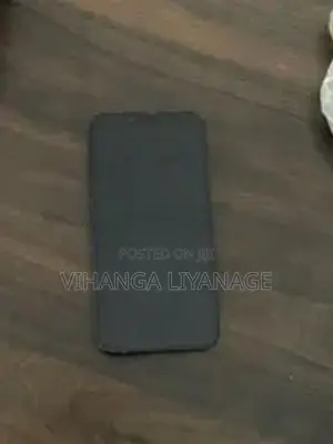 Apple iPhone 13 (Used)