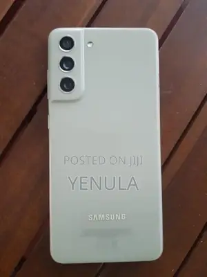 Samsung Galaxy S21 FE (Used)