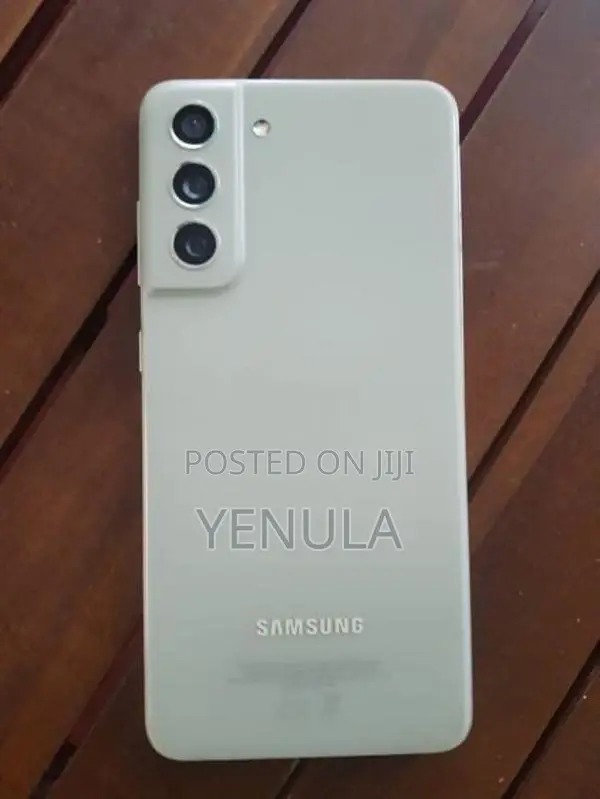 Samsung Galaxy S21 FE (Used)